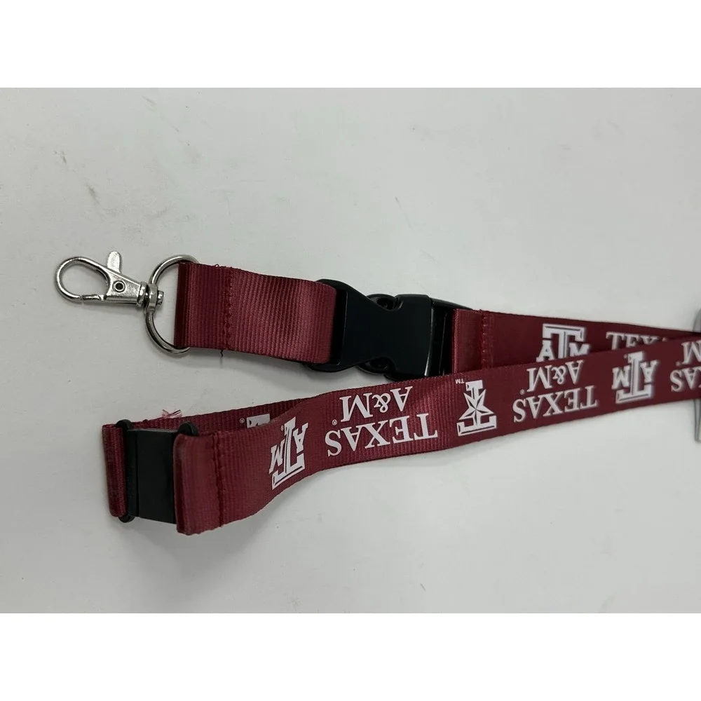 NEW!! Texas A&M Aggies Breakaway Lanyard Keyring by Game Day Outfitters M4